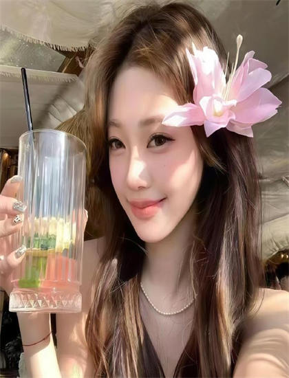 超越邪恶幕后解析：获奖背后的努力与付出 带你了解电影制作的点点滴滴