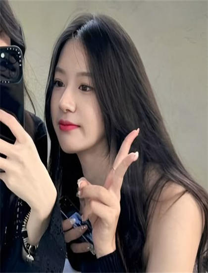 系统的《新入职女社员》隐藏彩蛋发现指南：细节与彩蛋寻找攻略，经典重现