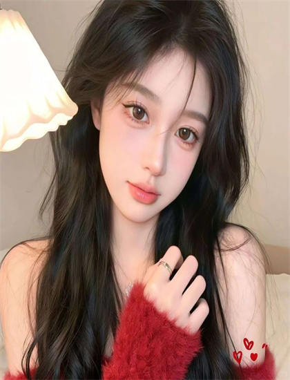 文化研究：《飞鹰计划版》如何展现经济的利益冲突与阶级差异 探索文化表达的多种形式